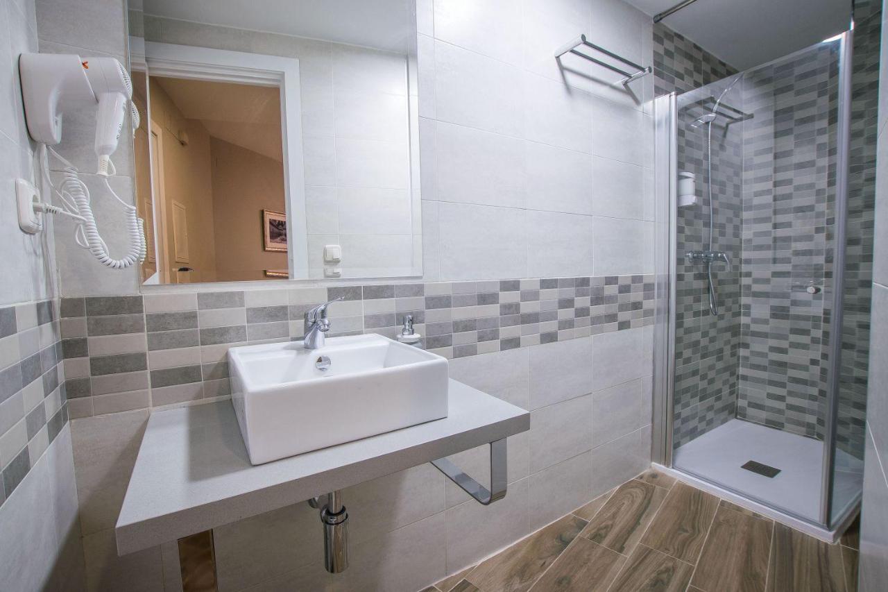 Ibericabeds Plaza Nueva Suite 21 Гранада Экстерьер фото